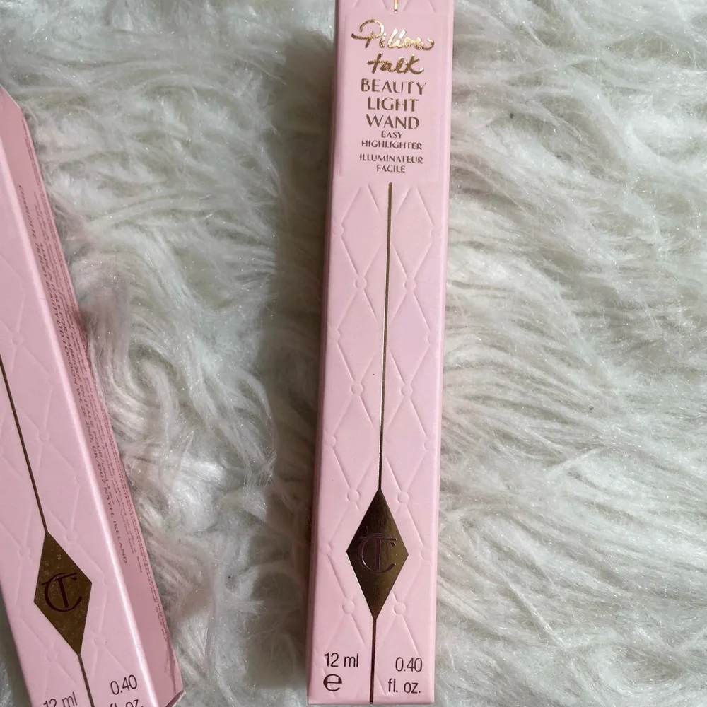 NWT Charlotte Tilbury Pillow Talk Beauty Light Wand Medium Makeup Sephora
